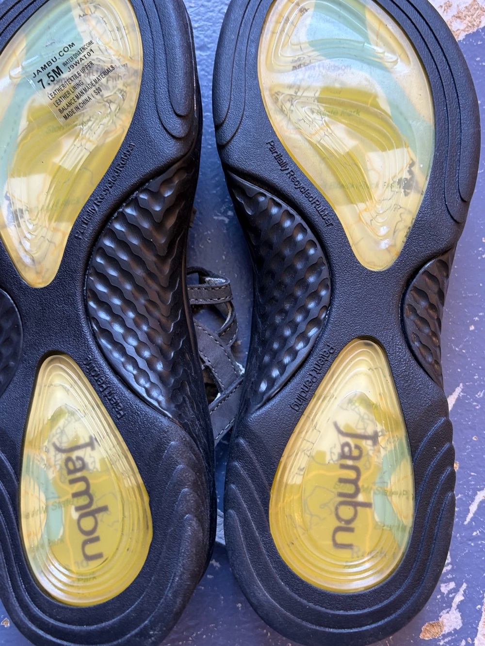 Jambu Water Diva  Encore Water Shoes,NWOT,Size 7.5 - Picture 2 of 6